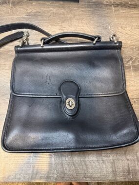 Vintage Coach Willis Bag (model number 9927),